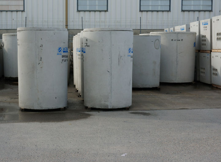 Concrete septic tanks